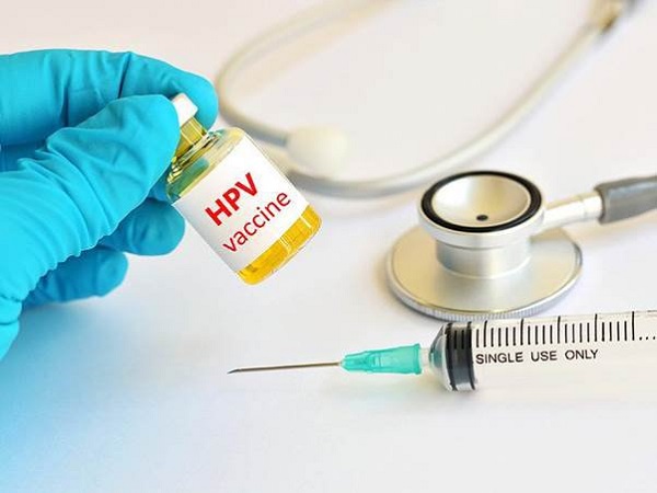 tiêm HPV có cần khám phụ khoa không? - Cần khám và xét nghiệm trước khi tiêm
